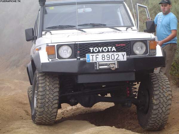 Toyota Land Cruiser LJ70 preparado 4x4